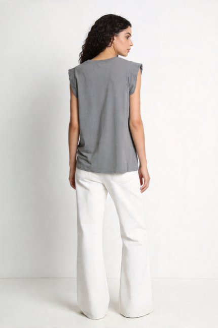 CAMISETA ARMONIAS TEEN TACHUELAS