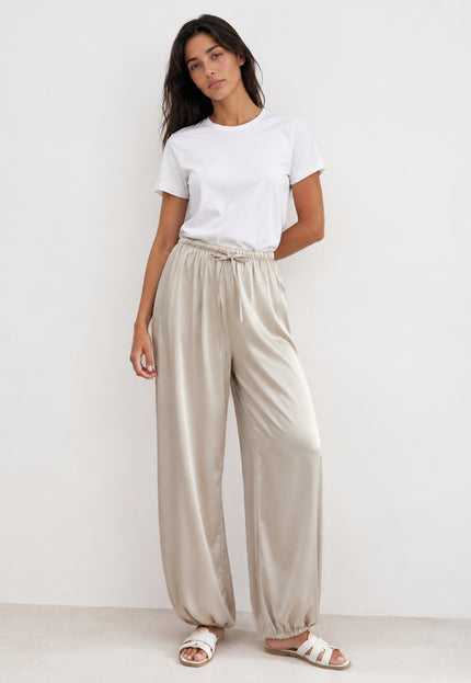 PANTALÓN ARMONIAS SATINADO CAPRI