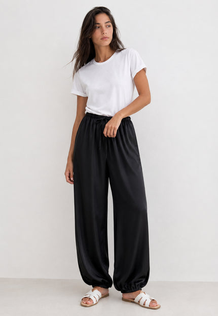PANTALÓN ARMONIAS SATINADO CAPRI