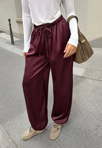 PANTALÓN ARMONIAS SATINADO CAPRI