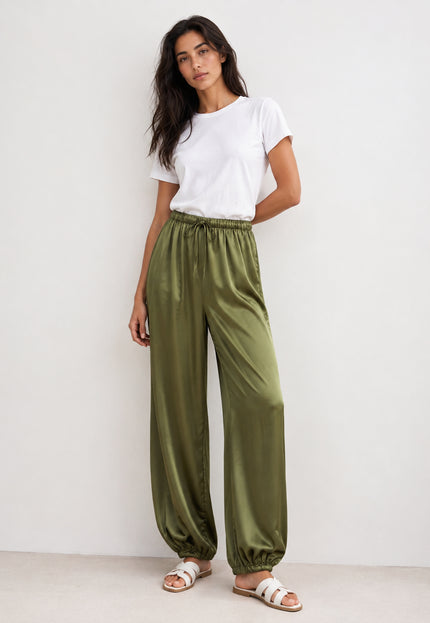 PANTALÓN ARMONIAS SATINADO CAPRI