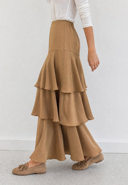 FALDA ARMONIAS SATINADO CAPAS