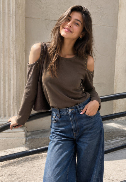 CAMISETA ARMONIAS TEEN CUT OUT TACHUELAS