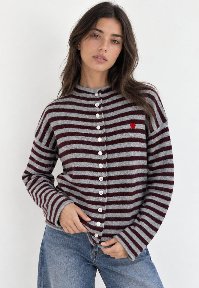 CHAQUETA ARMONIAS BORDADO CORAZÓN