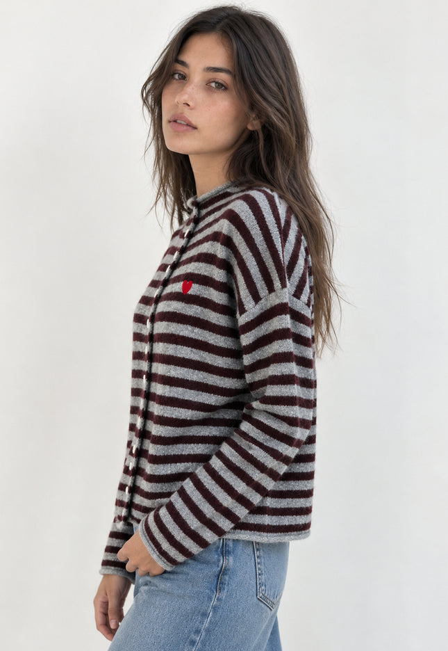 CHAQUETA ARMONIAS BORDADO CORAZÓN