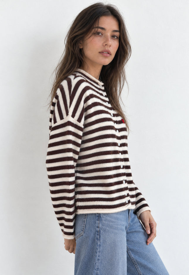 CHAQUETA ARMONIAS BORDADO CORAZÓN