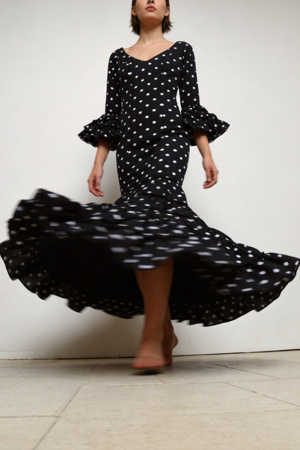 TRAJE FLAMENCA SRA ROSALÍA LUNARES PEQUEÑOS