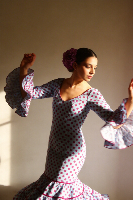 TRAJE FLAMENCA SRA ROSALÍA LUNARES MEDIANOS