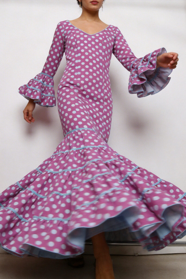 TRAJE FLAMENCA SRA ROSALÍA LUNARES MEDIANOS