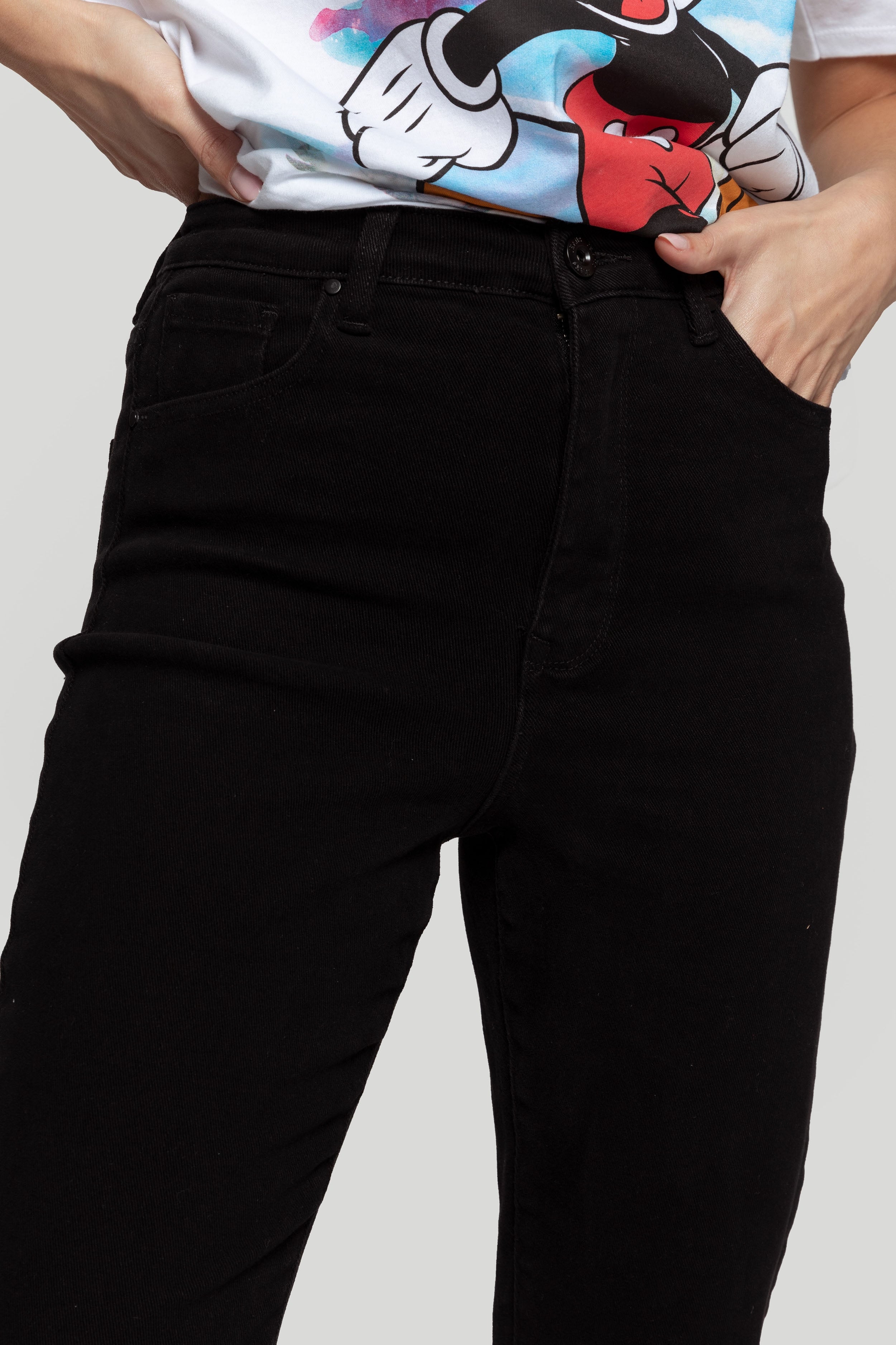 Chemise à carreaux type écossais rouges et noirs – manches longues Chemise à carreaux type écossais rouges et noirs – manches longues