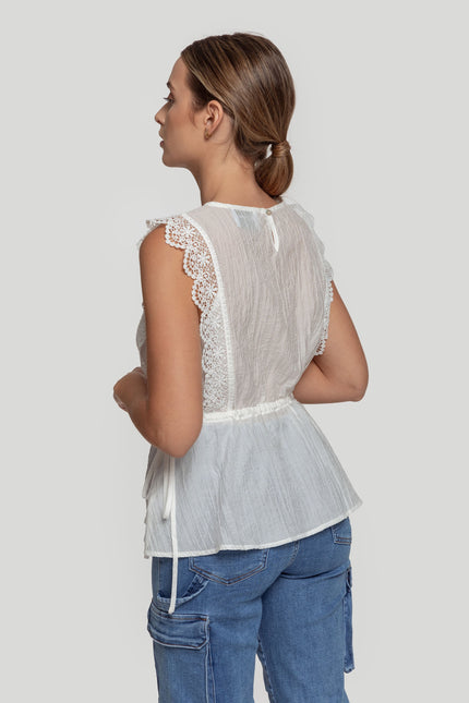 BLUSA ARMONIAS BORDADOS