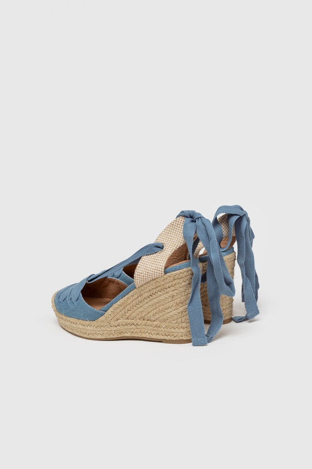 ARMONIAS LACE-UP SANDAL