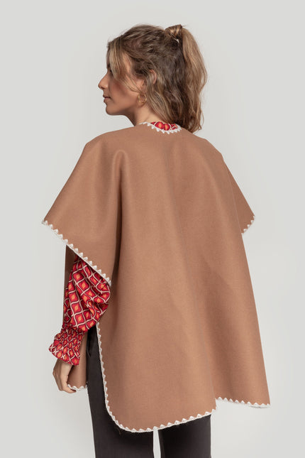 PONCHO MASSIMA GRAZIA COSTURAS