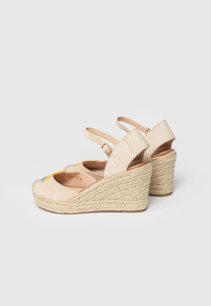 ARMONIAS LACE-UP SANDAL