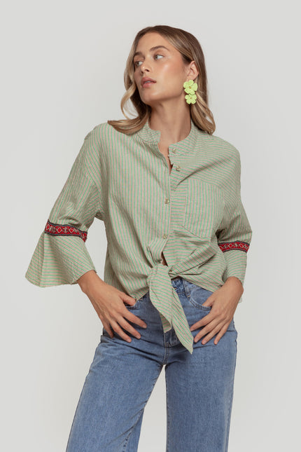 BLUSA ARMONIAS ACAMPANADA