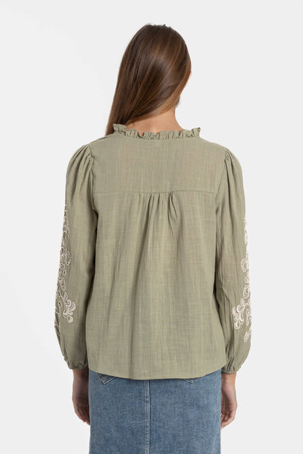 CAMISA ARMONIAS BORDADOS